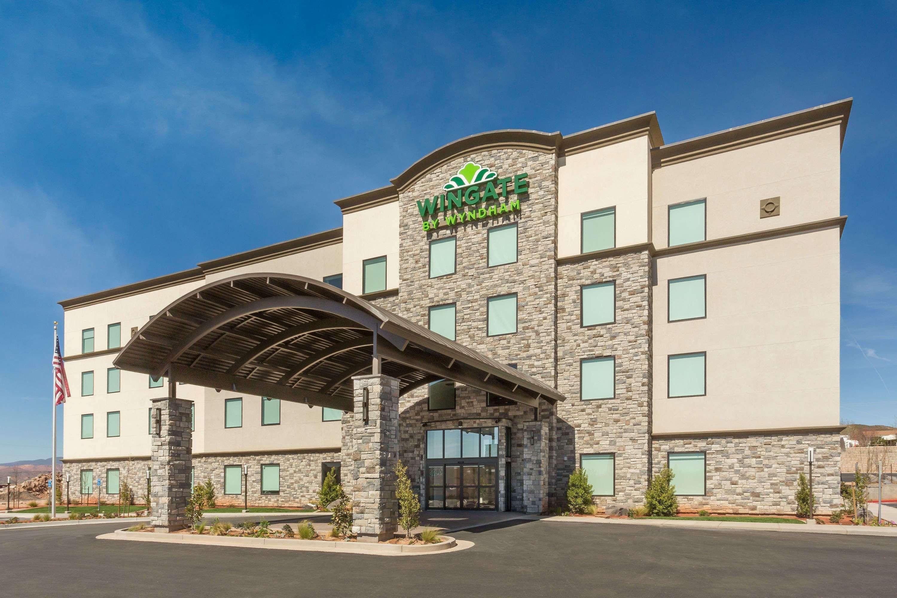 Wingate By Wyndham Hurricane Zion National Park Exterior photo